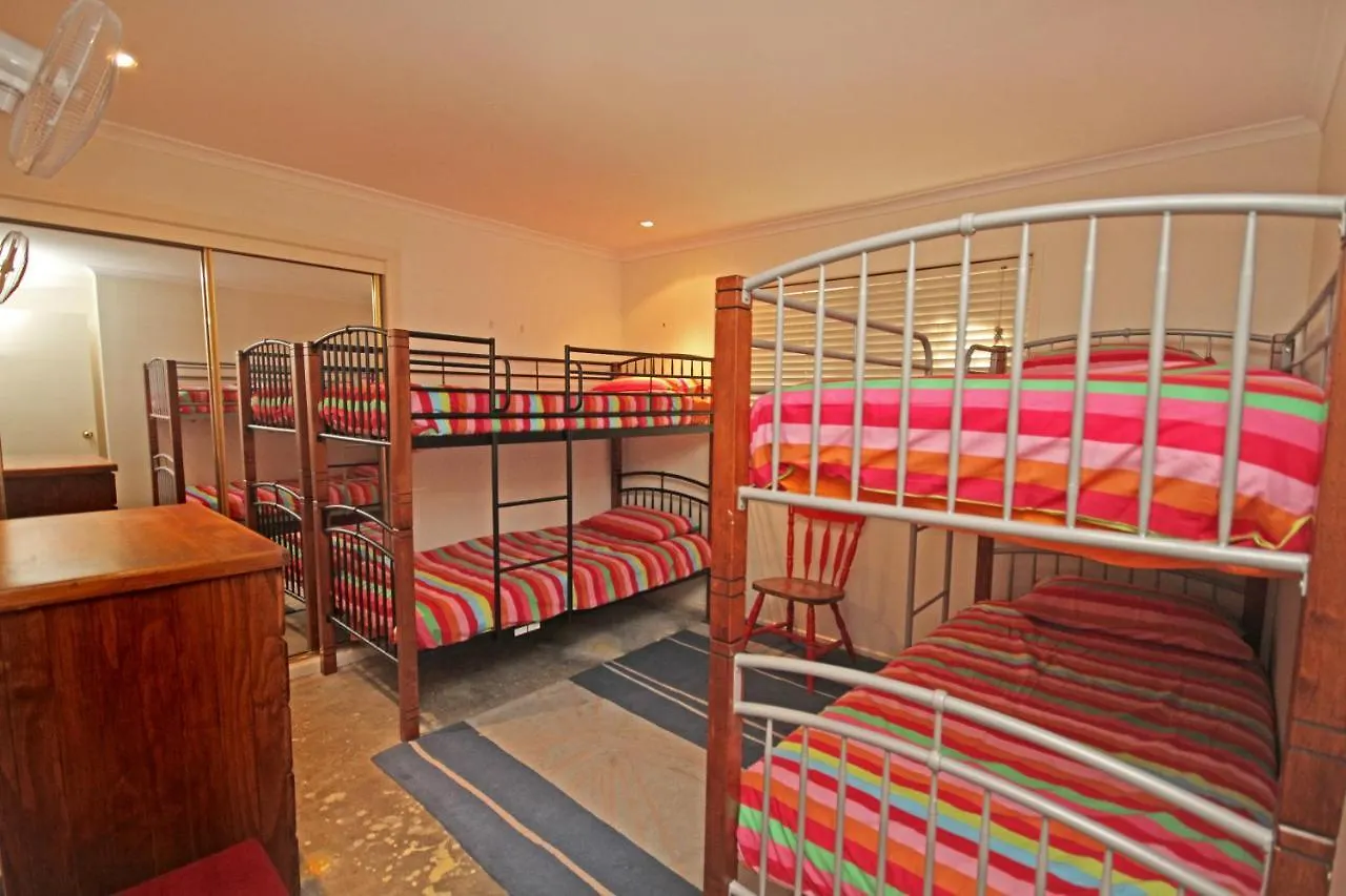 Tatil Evi 15 Clematis Court Villa Marcoola Avustralya